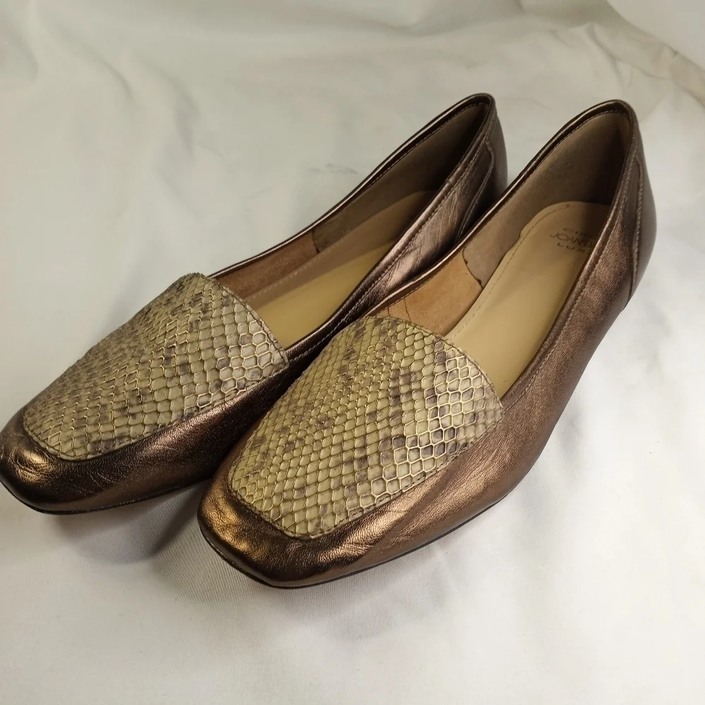 𝅺JOAN & David Gold Snakeskin Circa Luxe Flats Women's Size 8.5